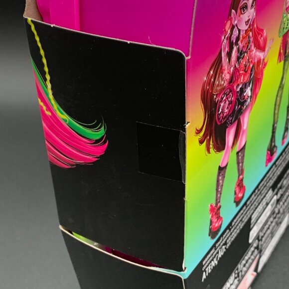 Monster High Skulltimate Secrets Venus Mc Flytrap Garden Ghouls Doll Set New - Picture 6 of 6